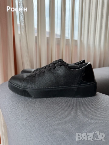 Черни кожени маратонки / кецове Calvin Klein, Номер 41, снимка 2 - Маратонки - 53914975