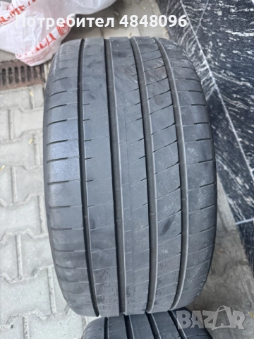 2бр. Гуми Goodyear 275/35 R19, снимка 2 - Гуми и джанти - 56440164