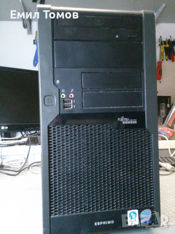Марков настолен компютър Fujitsu Esprimo