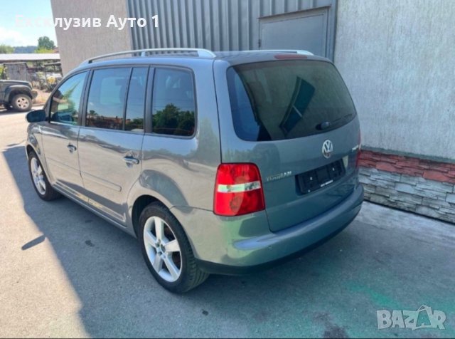 VW Touran 2.0 FSI, снимка 4 - Автомобили и джипове - 44274565