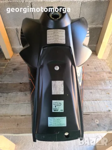 Ktm 950 sm резервоар , снимка 2 - Мотоциклети и мототехника - 49106066