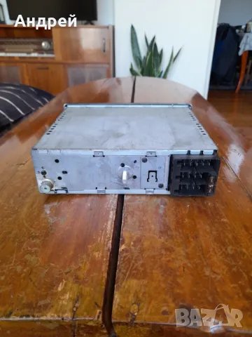 Авто радио касетофон Blaupunkt, снимка 3 - Радиокасетофони, транзистори - 47778107
