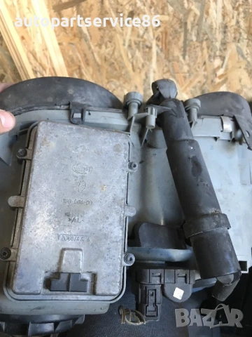 Предна дясна фарова лампа с ксенон баласт за Mercedes E Class (2001), снимка 2 - Части - 54055811