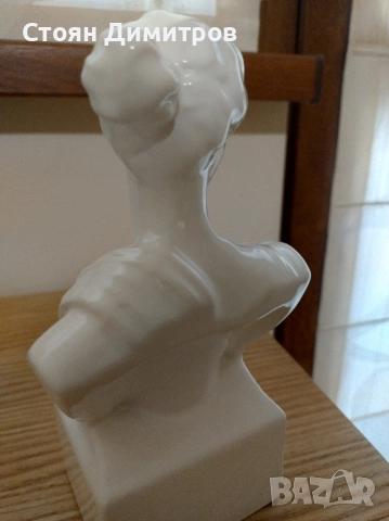 Класически порцеланов бюст на богиня Дияна, перфектно изпълнение чиста, нова , снимка 4 - Колекции - 51976798