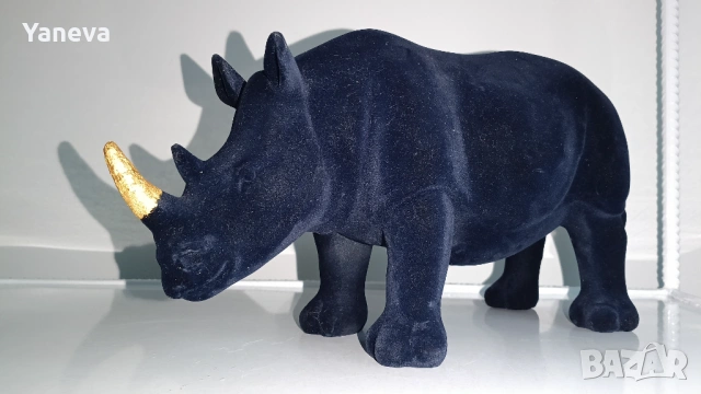 Носорог, символ на сила, издръжливост, успех, ред и дисциплина. , снимка 3 - Статуетки - 53125481