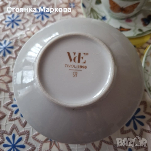 Порцеланов сервиз за късо кафе с пеперуди, снимка 8 - Сервизи - 53896511