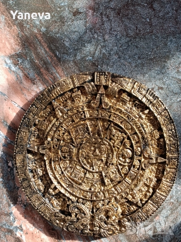 Календар на маите , известен също като " Ацтекския камък на Слънцето". , снимка 5 - Статуетки - 52643323