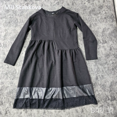 Малка черна рокля