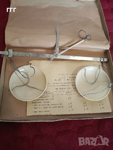 Стара аптекарска везна, снимка 3 - Антикварни и старинни предмети - 42754304