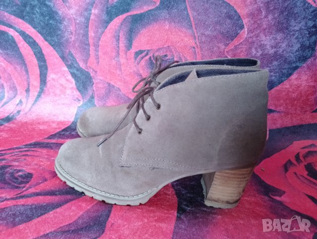 Кафяви велурени боти на дебел ток с връзки 38 номер , снимка 1