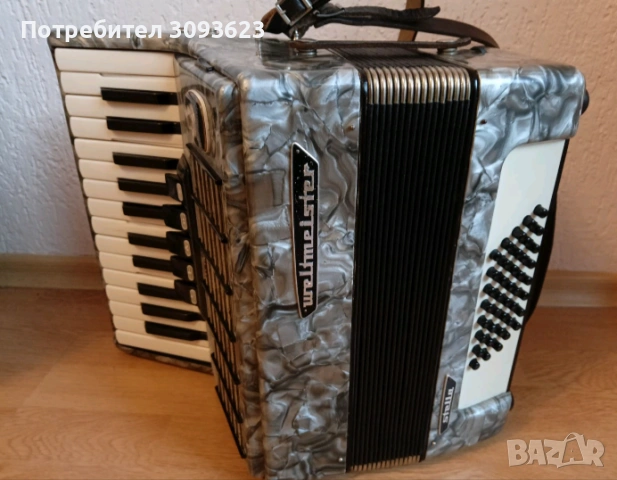 Акордеон Велтмайстер Стела 40, снимка 2 - Акордеони - 54009312
