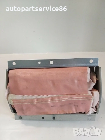 Част от таблото за Volvo S60 D5 (2007) 30754337