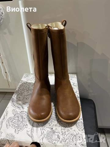 Детски ботушки на Clarks номер 29.5, снимка 3 - Детски боти и ботуши - 56479107