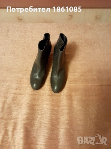 Вносни дамски боти от естествена кожа