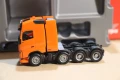 HERPA H0 1/87 VOLVO ВЛЕКАЧ КАМИОН ТИР МОДЕЛ ТЕЖКОТОВАРЕН ТРАНСПОРТ, снимка 3
