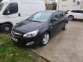 Opel Astra 2012, снимка 6
