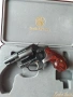 Продавам револвер Смит и Уесън модел "Лейди Смит", снимка 2