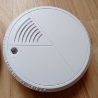 Unitec Photoelectric Smoke Alarm hs-103 (дим детектор), снимка 2 - Други стоки за дома - 37132412