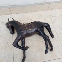 Стара кожена статуетка на кон, снимка 4 - Антикварни и старинни предмети - 31771362
