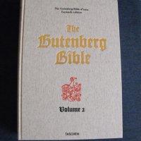 Библията на ГУТЕНБЕРГ. Факсимилно копие в 1:1., снимка 8 - Колекции - 37974019