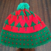 Детска зимна шапка , снимка 1 - Шапки, шалове и ръкавици - 30652127