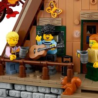 НОВО LEGO Ideas - Хижа /A-Frame Cabin/ 21338, снимка 10 - Конструктори - 44257257