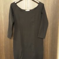 Черна еластична елегантна рокля марка Н & М къса с 3/4 ръкав и много сексапилно лодка-деколте, снимка 1 - Рокли - 37434358