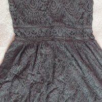Малка черна рокля HM, снимка 2 - Рокли - 37699561