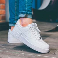 оригинални маратонки  NIKE AIR FORCE 1 (GS)  номер 35,5-36, снимка 4 - Маратонки - 38528058