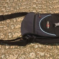EASTPAK - чанта за през рамо , снимка 7 - Чанти - 39960219