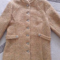 Дамско палто от вълнено букле, снимка 6 - Палта, манта - 38287411