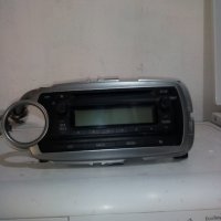 Продавам радио с CD за Toyota Yaris, снимка 1 - Аудиосистеми - 30866130