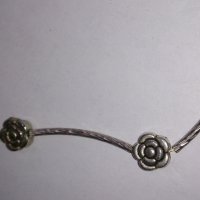 Дамски гердан колие сребрист метален цветя - 72991, снимка 2 - Колиета, медальони, синджири - 29190543