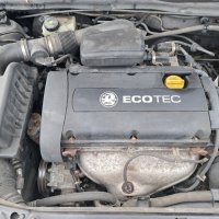 Опел Астра Н GTC 1.6 XEP 105 коня, снимка 12 - Автомобили и джипове - 42358045