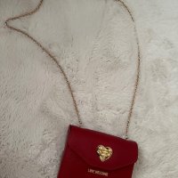 Малка кокетна дамска чанта в червено , снимка 2 - Чанти - 44208092