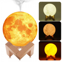 3D лампа Луна , Арома дифузер и Овлажнител на въздуха нощна лампа, снимка 2 - Овлажнители и пречистватели за въздух - 31108360