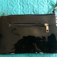 Hebrosa-малка  испанска черна лачена чантичка, снимка 3 - Чанти - 29777991