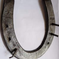 Подкова кована 11,0 х 10,3 см, с пирони, снимка 4 - Антикварни и старинни предмети - 42730979