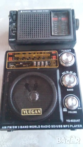 продават се 2 бр. радиотранзистори , снимка 1