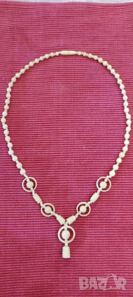 Огърлица, колие, гердан от кост. , снимка 1