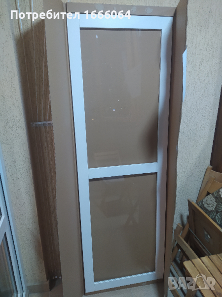 Стъклена вратичка за шкаф/етажерка, снимка 1