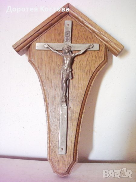 Стар кръст с дървена поставка, снимка 1