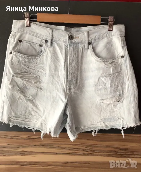 Дамски къси дънкови панталони American Eagle, снимка 1