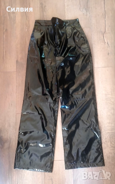 Черен лъскав лачен латексов панталон "Katy Perry - About You" размер S, снимка 1