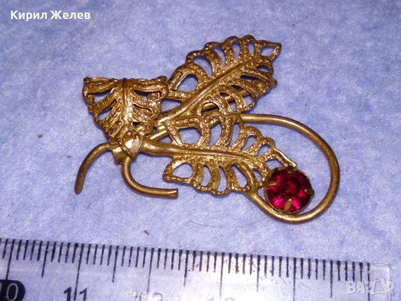 СТАРИННА ФЛОРАЛНА СКЪПОЦЕННА БРОНЗОВА АЖУРНА БРОШКА с ФАСЕТИРАН ГРАНАТ 14202, снимка 1