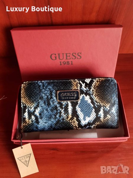 Дамско портмоне Guess , снимка 1