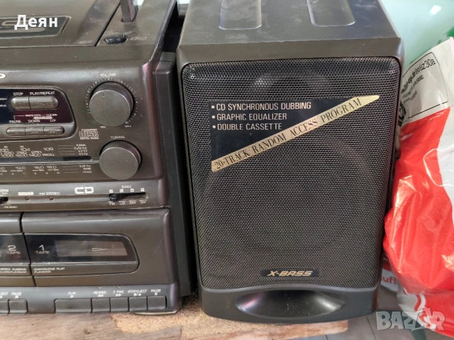 Sharp CD 555h ретро касетофон, снимка 4 - Радиокасетофони, транзистори - 51118099