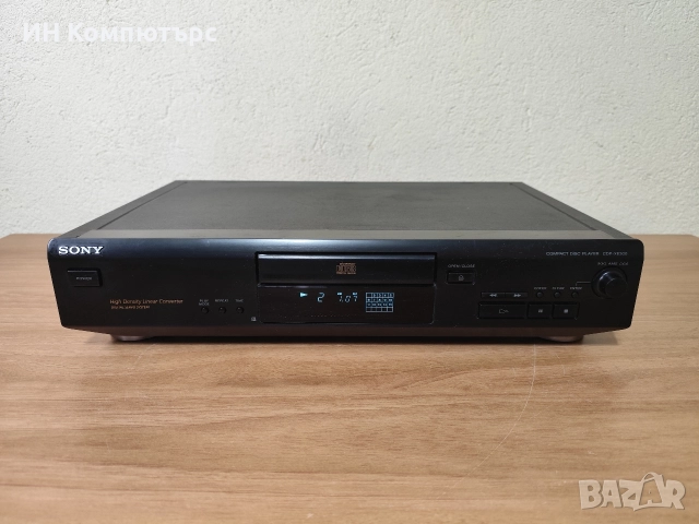 Продавам компакт диск плеър Sony CDP-XE300