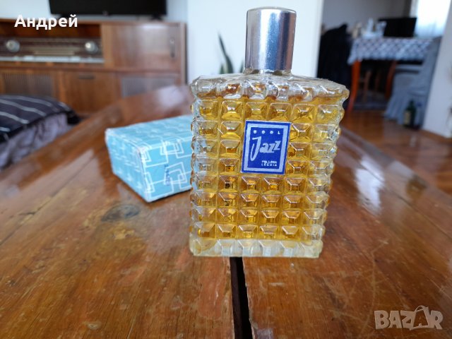 Стара тоалетна вода JAZZ, снимка 2 - Други ценни предмети - 36955230