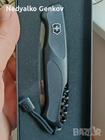 Сгъваем нож CRKT M16-02DB, Victorinox Ranger Grip 55 Onyx Black, снимка 6 - Ножове - 55847686
